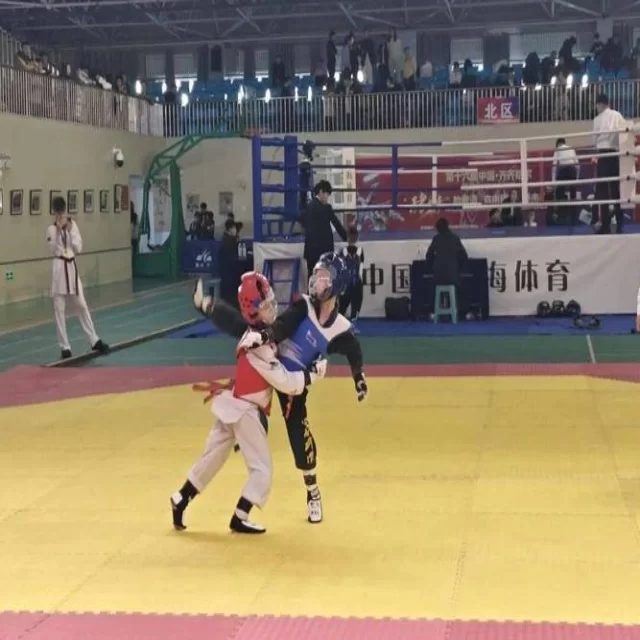 转会市场趋势观察:数据解读中的独特视角演绎